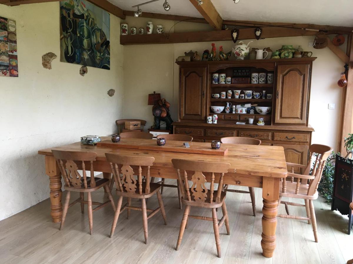 Le Jardin De Rose 24 Feuillebert Romagne 86700 Bed & Breakfast Ngoại thất bức ảnh