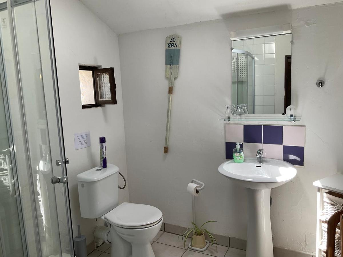Le Jardin De Rose 24 Feuillebert Romagne 86700 Bed & Breakfast Ngoại thất bức ảnh